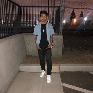 Meet your Posher, Diego